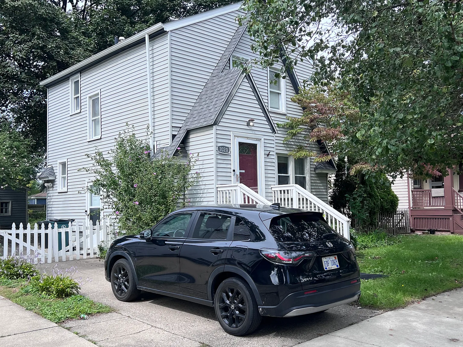 3 bed, 1131 sqft, $1,950 — Photo 3