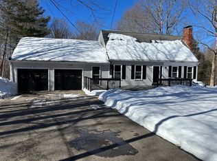 82 Prince Rd, Southbridge, MA 01550