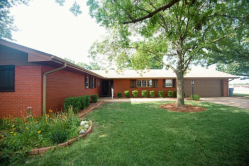 2223 W 4th Ave Photo 1