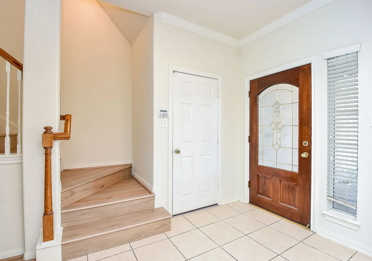 Ready Now-Tons of recent upgrades including laminate flooring — Photo 4
