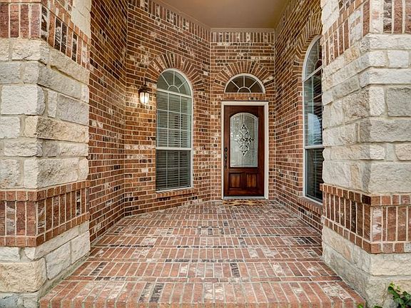 3rd image of 26115 Salt Creek Ln