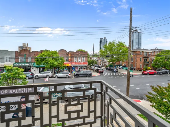 2335 Bath Avenue image 17 of 25