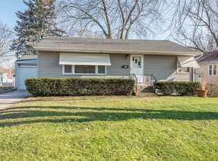 1158 Elliott Ave, Aurora, IL 60505