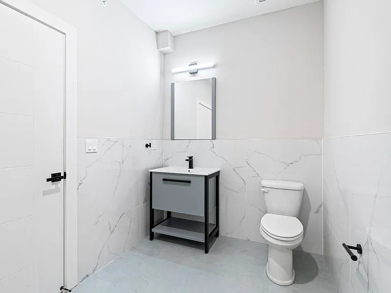 26 Grand St #302 — Photo 18