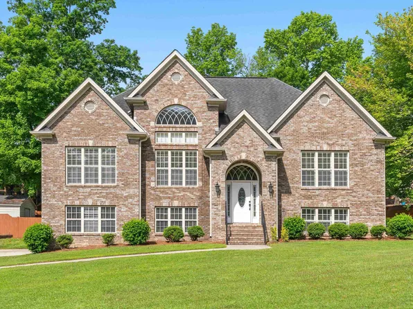 2637 Hawthorne Lake Rd, Helena, AL 35022