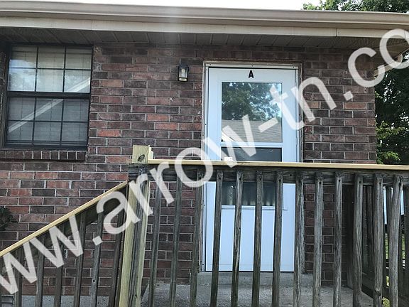 3rd image of 206 Raymond St Unit A