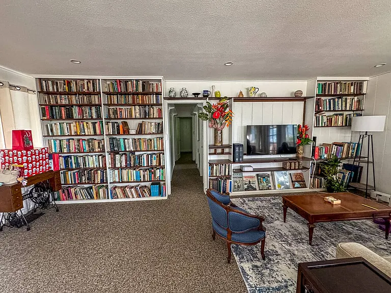 3238 Alani Dr — Photo 6