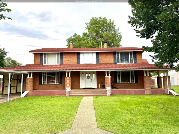 214 NW 1st St, Laverne, OK 73848