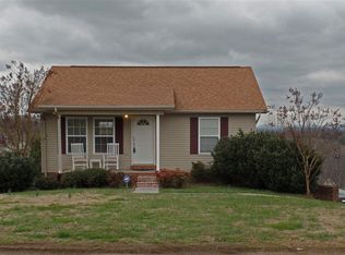 823 Wooddale Rd, Morristown, TN 37814