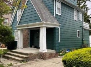 3847 Woodridge Rd, Cleveland Heights, OH 44121