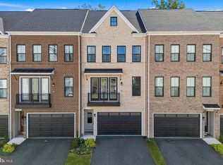 42145 Shining Star Sq, Ashburn, VA 20148