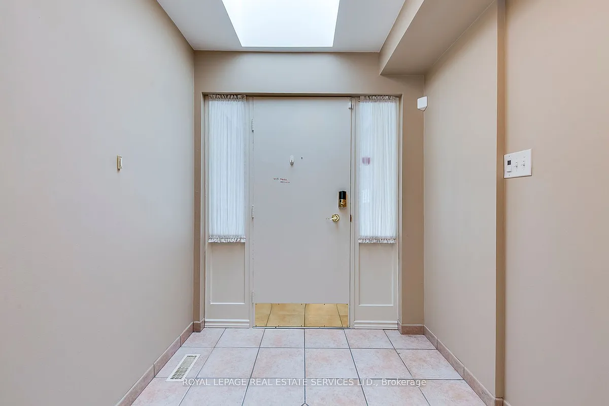 Building Photo - 2630 Hayford Ct