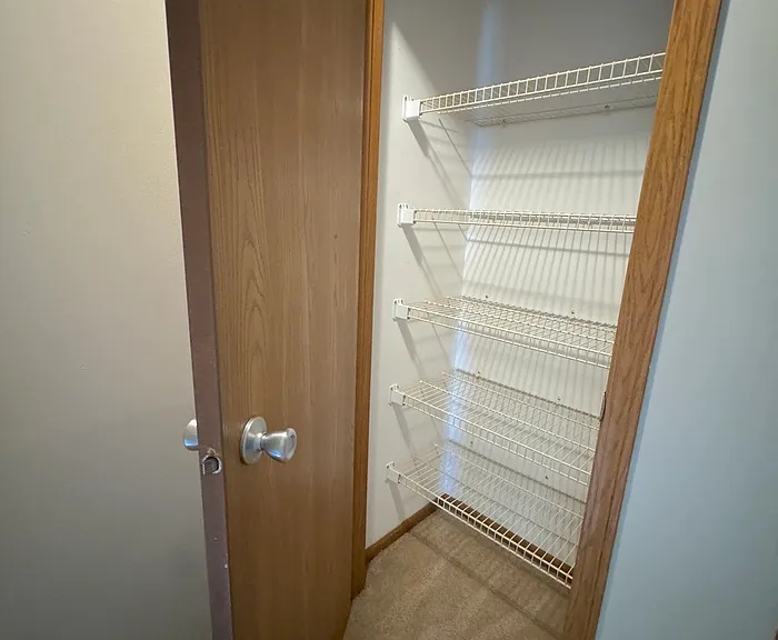 5643 Barney Ln — Photo 16