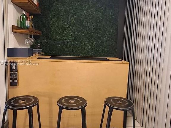 4th image of 3750 Inverrary Dr APT 1C