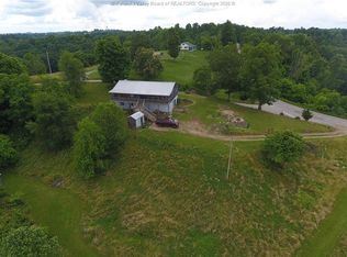 2370 Grandview Ridge Rd, Red House, WV 25168
