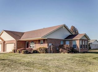 2231 Calgary Dr, Shiloh, IL 62221