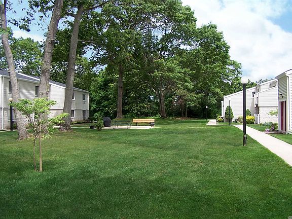 2nd image of 32 Richmond Blvd Unit 3A