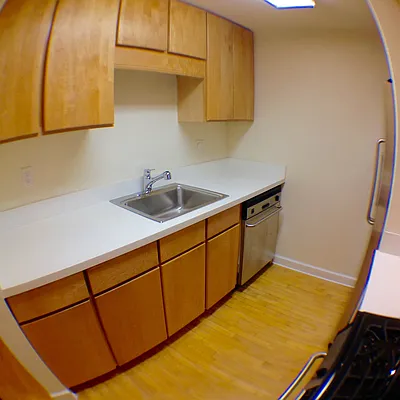 Rented by Veracity NYC LLC | media 13