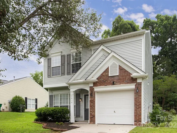 2414 Sawyer Dr, Charlotte, NC 28213