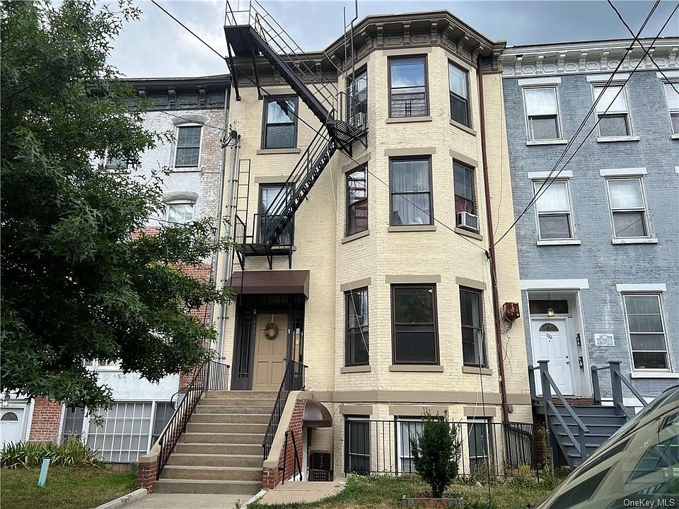 1st image of 172 Grand St
