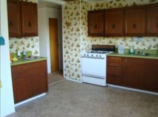 610 River Rd, Cowpens, SC 29330