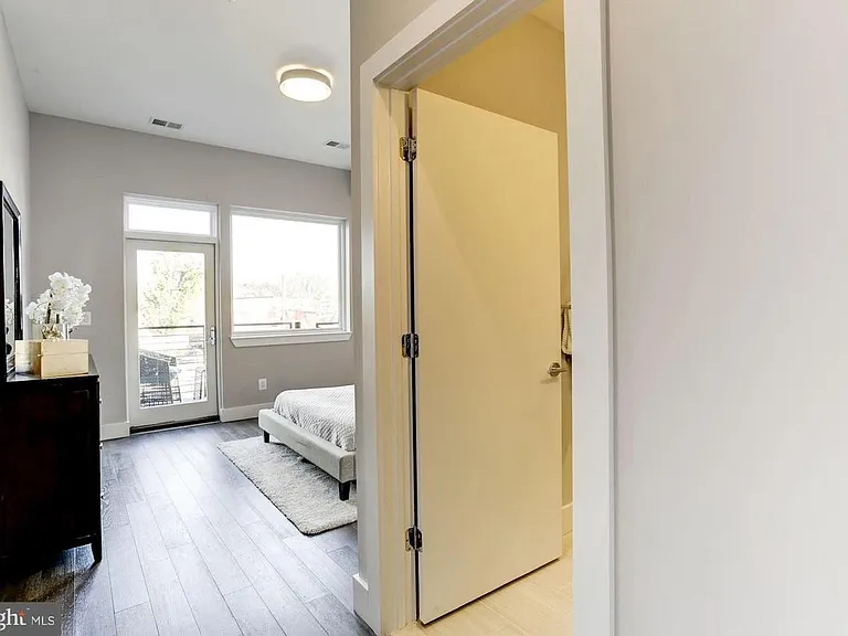 3229 Sherman Ave NW #2 — Photo 10