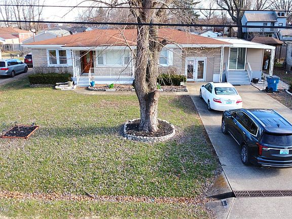 2nd image of 10303 Casalanda Dr