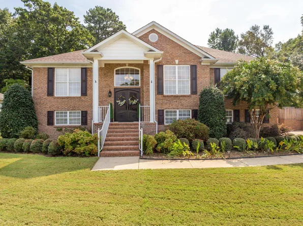 1002 Magnolia Cir, Leeds, AL 35094