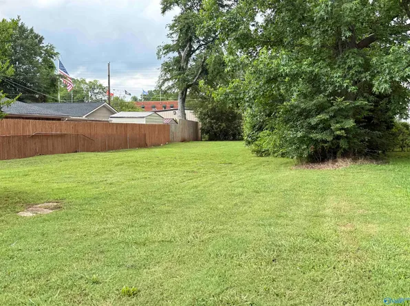 2706 6th Ave SW, Huntsville, AL 35805