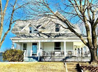 613 N Market St, Maryville, MO 64468