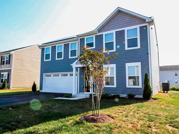 2nd image of 36429 Carriage Walk Ln