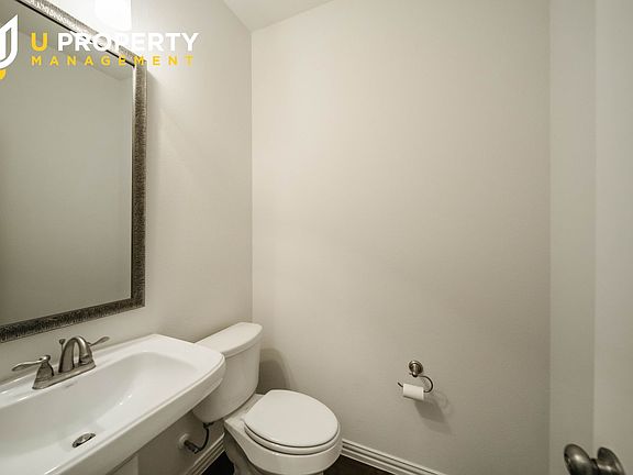 4th image of 2320 Cortellia St