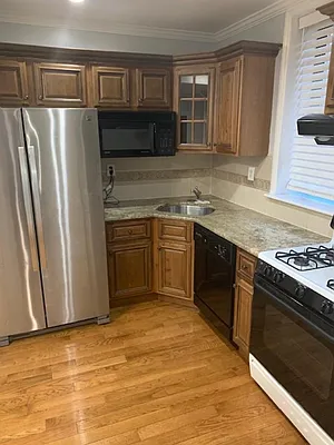 Rented by Luxor Homes & Investment Realty | media 15