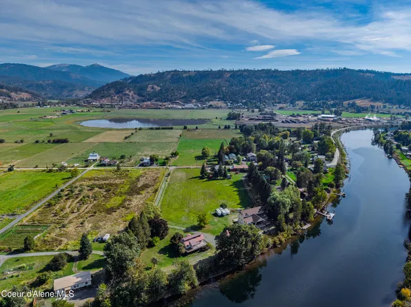 826 Riverdale Dr, Saint Maries, ID 83861