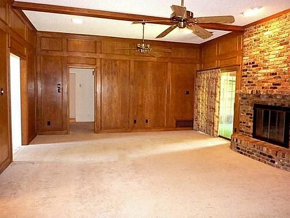 5th image of 222 Meadowlark Ln