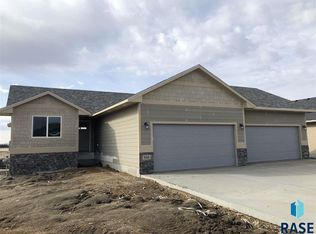 935 Fanning St, Tea, SD 57064