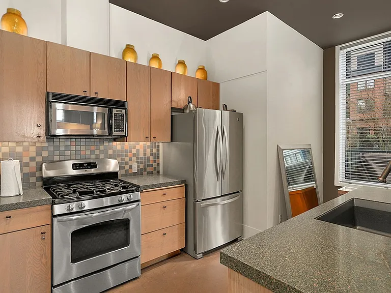 2801 1st Ave #1018 — Photo 23