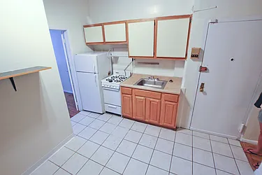 Rented by Jonis Realty