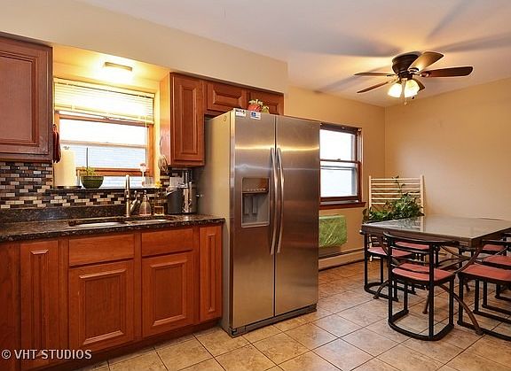 Eat-in Kitchen