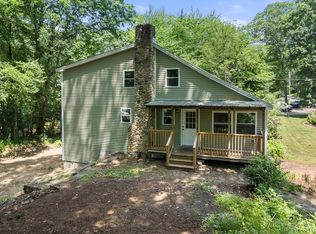 133 Little Alum Rd, Brimfield, MA 01010