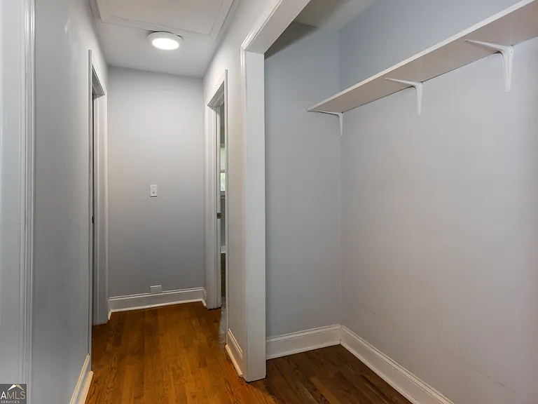 2752 Arrowood Dr #UPSTAIRS — Photo 15