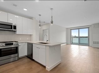 45 Lewis St #312A, Boston, MA 02128