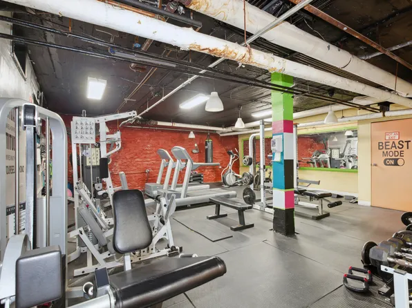 1670 Longfellow Avenue 4D image 7 of 7