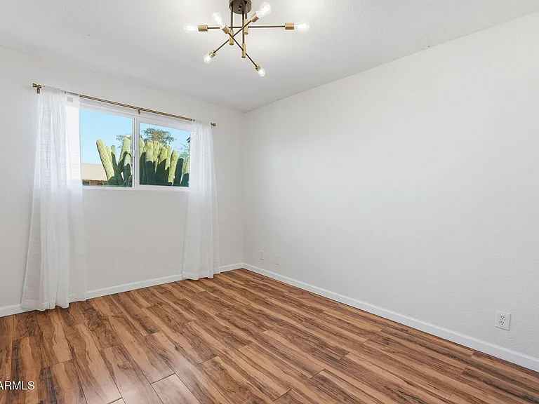 8725 E Coronado Rd — Photo 28