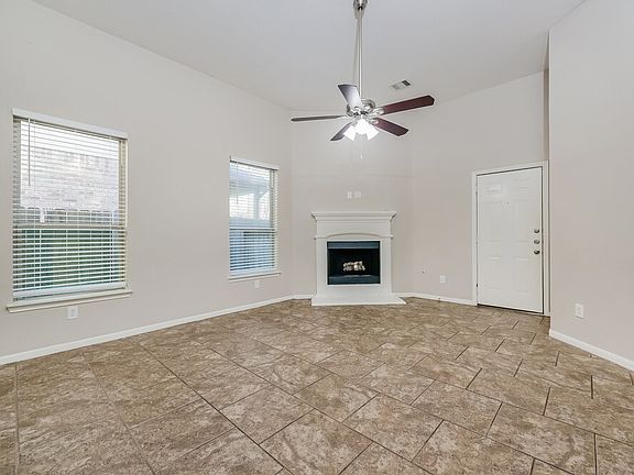 4th image of 7415 Durango Creek Dr