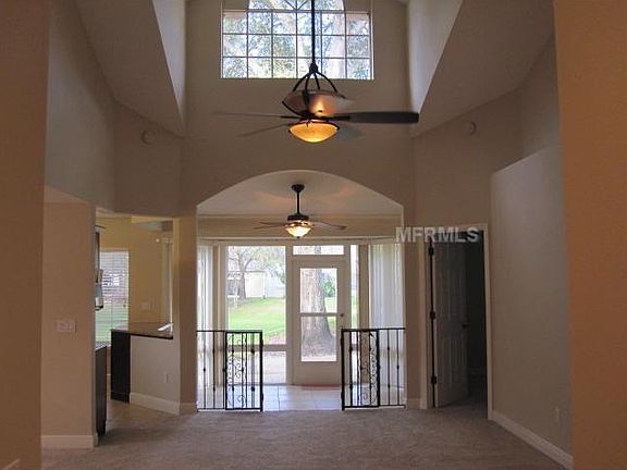 4th image of 225 Wimbledon Cir