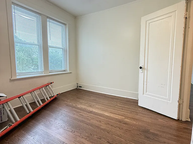 2053 N Sawyer Ave #2 — Photo 7