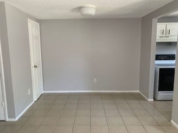5th image of 10116 N Lantana Ave Unit A
