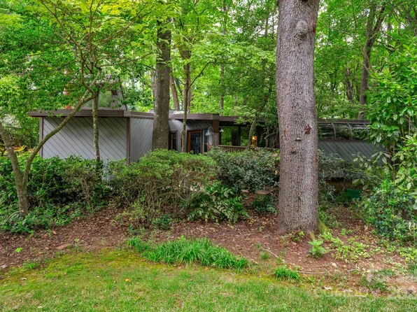 6012 Colchester Pl, Charlotte, NC 28210