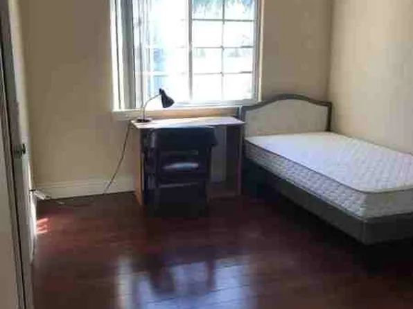 (undisclosed Address), Fullerton, CA 92831